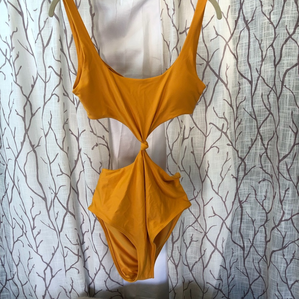 American Eagle Aerie bathing suit